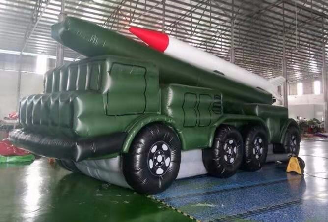 满城仿真大型导弹车
